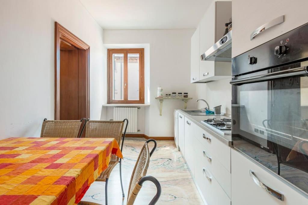 Apartment Under The Basilica Of Sant'Andrea Mantua Exterior foto