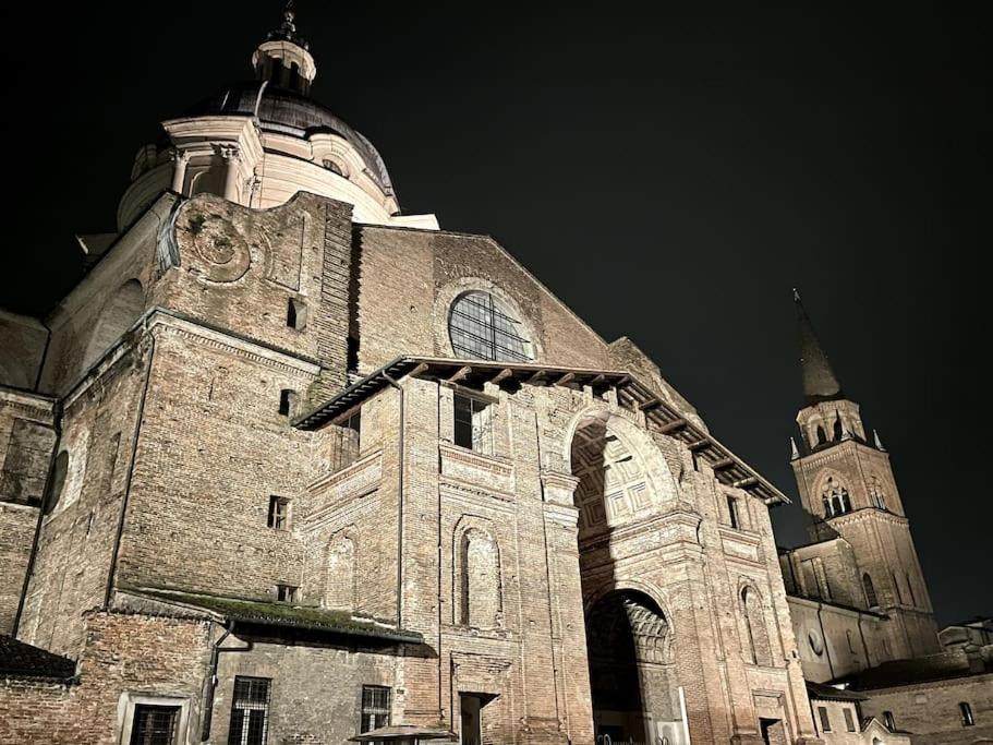 Apartment Under The Basilica Of Sant'Andrea Mantua Exterior foto